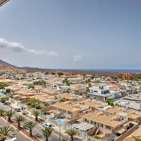 Stunning Seaview Apartment