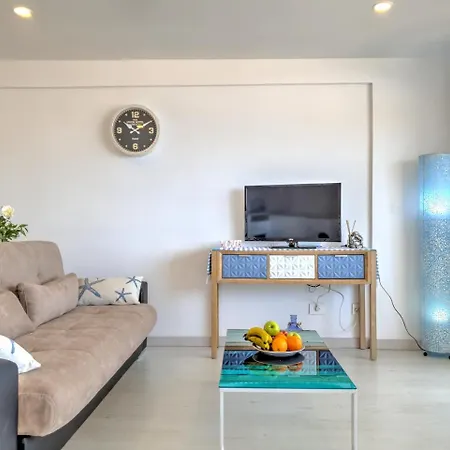 Stunning Seaview Palm-mar