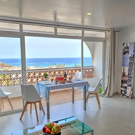 Апартаменты Stunning Seaview